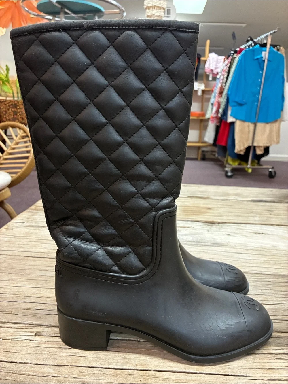 Authentic Chanel  Women’s Black Quilted Rain Boots Interlocking CC Size 38